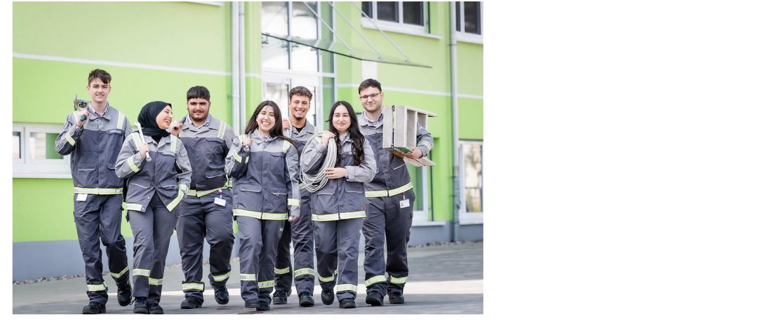 Auf dem Weg ins Berufsleben: Auszubildende von Evonik. Bewirb dich jetzt!
Foto: Evonik Industries.